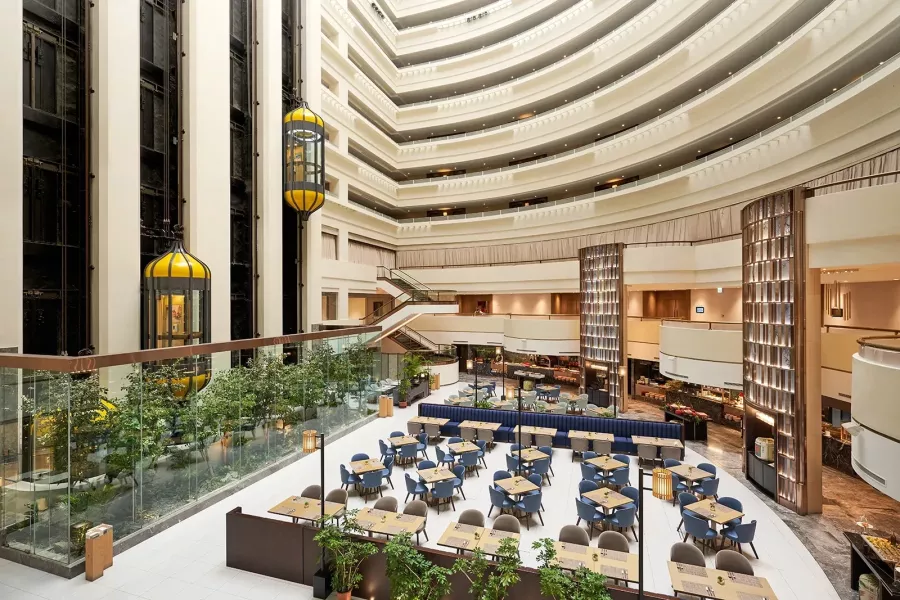 Illume Hotel Taipei about 3 mins by taxi to Red  Space. 3(N)The lowest price about USD$458 