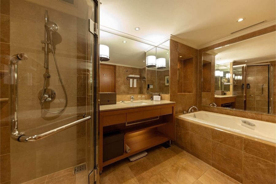 EXECUTIVE PREMIER KING B/F 