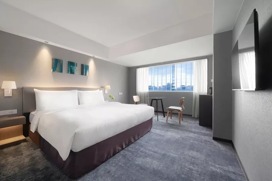 Illume Hotel Taipei about 3 mins by taxi to Red  Space. 3(N)The lowest price about USD$458 