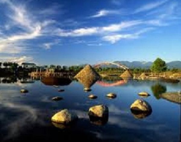 Experience the most popular  tourist spots of Yilan County. One day tour per person.The lowest price about USD$96 (Group size of 2 person at least ) 