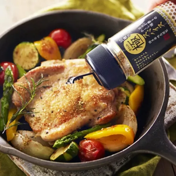 博多華味鳥 日本製 10種極致香料粉 60g 博多華味鳥 10種極致香料粉,日本調味料,日本烤雞香料,日本萬用調味粉,日本進口香料,炒飯調味料,拉麵香料粉,日本料理必備,博多華味鳥調味,日本原裝進口食品