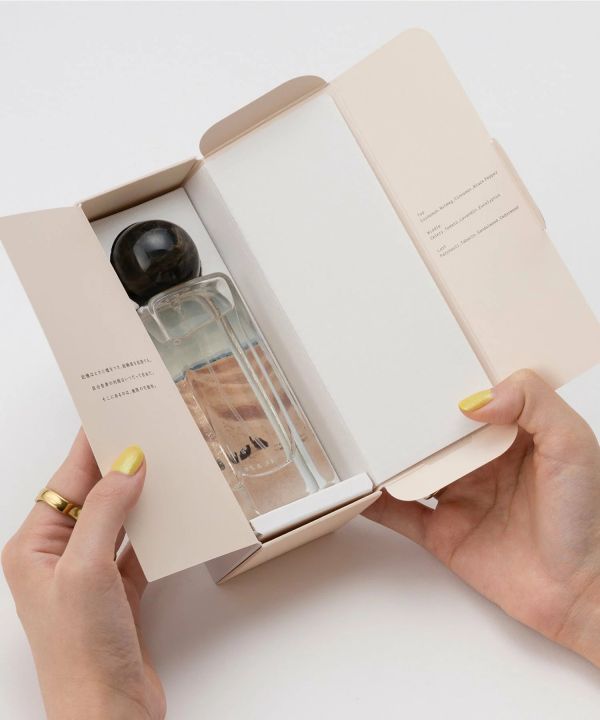 OSAJI 2025 HOLIDAY 淡香水 45ml (H01-あるいは未来/H02-瞬間移動/H03-光の届く場所) OSAJI,2025聖誕香氛,日本淡香水,限定香水,中性香,日系香氛,香水禮物,聖誕禮盒,日本香水,白花香氛,木質香氛,生活香氣