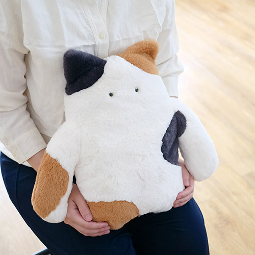 Kishima 貓咪暖暖(三花貓/橘貓/灰虎斑貓/賓士貓/黑貓) 貓咪暖暖包, 日本暖手小物, Kishima 貓咪吊飾, 微波暖暖包, 冬季禮物, 聖誕交換禮物, 可重複暖暖包, 辦公室暖手, 療癒系小物, 日本冬季好物, 毛絨暖暖包