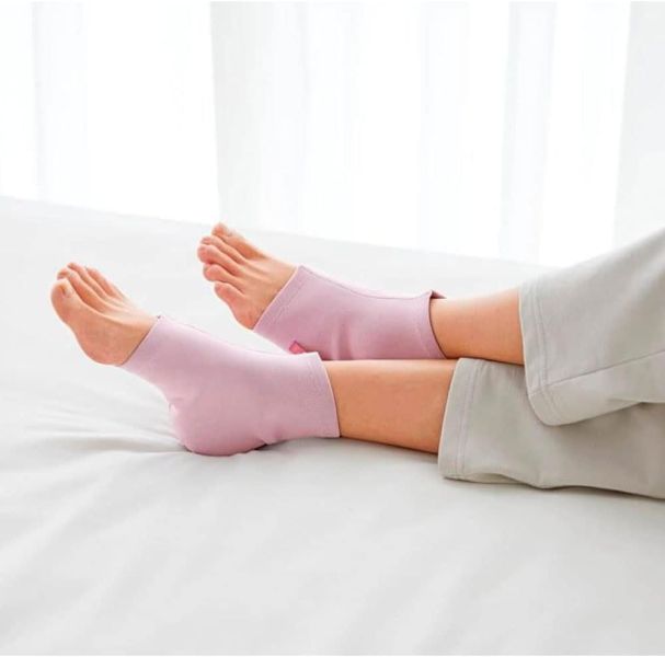 cogit 美容保濕足套（後腳跟保濕/短版/長版） COGIT, 保濕足套, 後腳跟保養, 足跟乾裂, 保濕襪, 足部修護, 短版足套, 長版足套, 居家保養, 日本足部用品