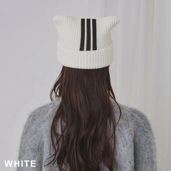 Adidas 貓耳針織帽(黑色/白色) adidas 貓耳帽,貓耳針織帽,日本毛帽,冬季保暖帽,可愛貓耳毛帽,男女通用毛線帽,交換禮物推薦,秋冬穿搭,運動風毛帽,針織保暖帽,聖誕禮物