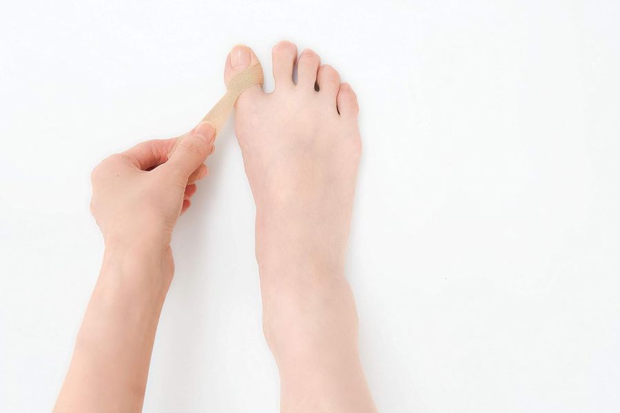 COGIT 拇指外翻pro膠帶 18入 COGIT, 拇指外翻, 外翻拇趾, 足部保護貼, 足部膠帶, 一次性貼條, 足部舒緩, 足部保養, 膚色貼布, 足趾貼布