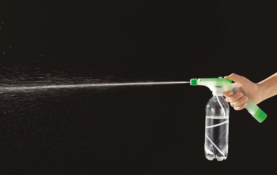 Cogit 噴射水壓清潔刷 Cogit, 清潔刷, 水壓清潔, 窗框清潔, 縫隙清潔, 寶特瓶清潔工具, 家事清潔, 日本家居用品, 細部刷具