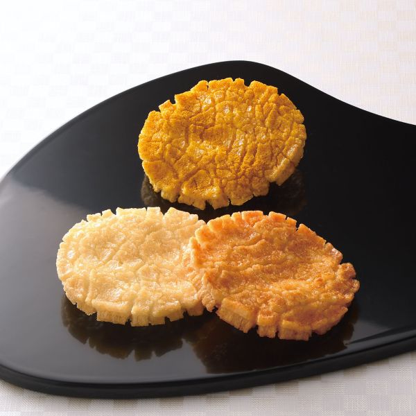 小倉山莊豪華禮盒 山春秋12袋+小倉名月22袋/組 小倉山莊, 山春秋, 小倉名月, 京都米菓, 日本禮盒, 過年送禮, 雙鐵盒禮盒, 年節伴手禮