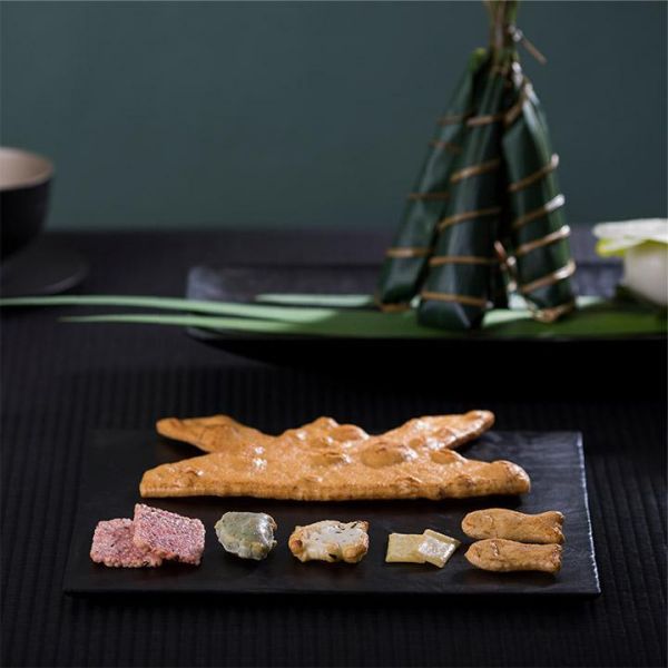 赤坂柿山 端午節米果禮盒 6入 赤坂柿山,日本米果,端午節禮盒,鯉魚煎餅,日式仙貝,日本伴手禮,節慶禮盒,兒童節禮物,日式點心,米果禮盒