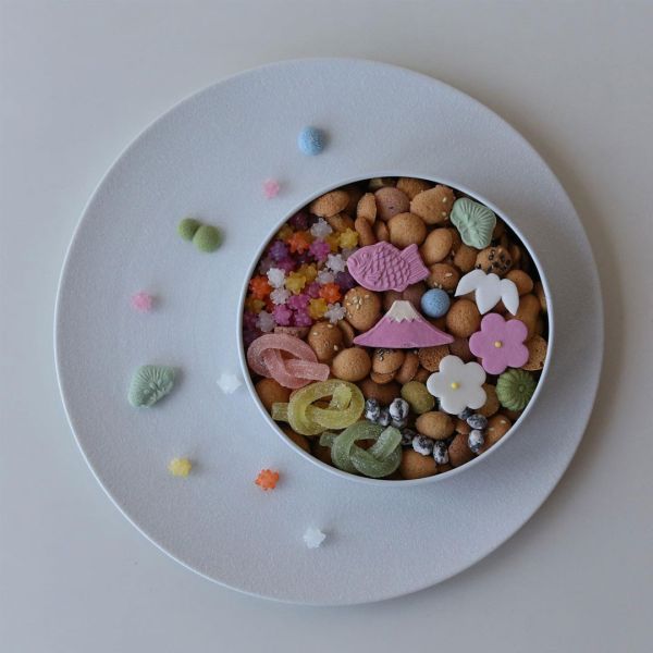 銀座 菊廼舎 鐵盒餅乾禮盒 (馬年限定 170g/富士山 180g/鯛魚 70g/冬季限定 流星 70g/特選小禮盒 340g/馬年限定 170g＋富士山 180g/馬年限定 170g＋特選禮盒 340g) 菊廼舎,冨貴寄,日本和菓子,東京伴手禮,鐵盒餅乾,日本禮盒,馬年限定,富士山禮盒,新年禮盒,年節伴手禮,金平糖,日本名產