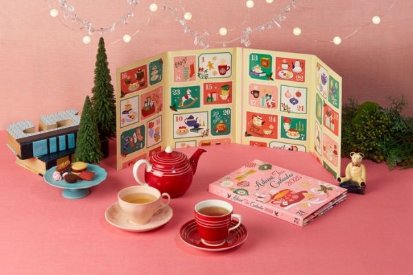 TWININGS 2025年 茶包聖誕倒數月曆 24入 TWININGS, 唐寧紅茶, 聖誕倒數月曆, 倒數日曆, 日本限定, 英國紅茶, 茶包禮盒, 聖誕禮盒, 交換禮物, 節慶禮品, 耶誕節, 英倫風, 茶包組, 無咖啡因茶