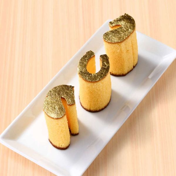 金澤萬久 馬年限定 金箔蜂蜜蛋糕(繪馬年輪蛋糕/干支金箔蜂蜜蛋糕/抹茶蜂蜜蛋糕) 金澤萬久, 馬年蛋糕, 干支甜點, 金箔蜂蜜蛋糕, 年輪蛋糕, 新年送禮, 日本甜點, 年節禮盒