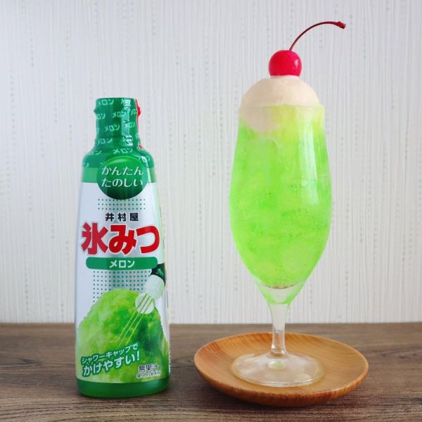 井村屋 日本製 刨冰糖漿 330ml(哈蜜瓜/草莓/夏威夷) 井村屋刨冰糖漿,刨冰糖漿,夏日祭典美食,日本夏日風味,家庭清涼甜品,刨冰配料,日本製糖漿,居家消暑飲品,日式刨冰必備,清涼甜品推薦