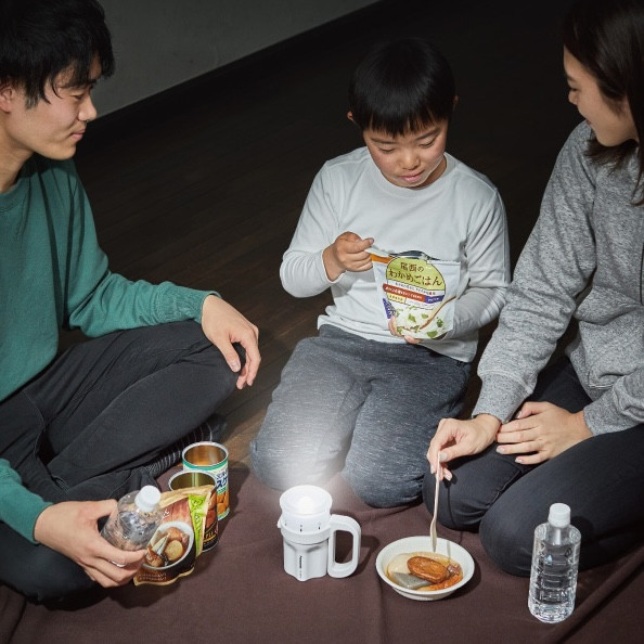 Panasonic LED 手電筒 BF-BM10 BF-BM11 Panasonic LED 手電筒,防災手電筒,日本手電筒,避難照明,多電池應急燈,Panasonic 提燈,居家備用照明,露營照明工具,防災避難必備,日本LED照明