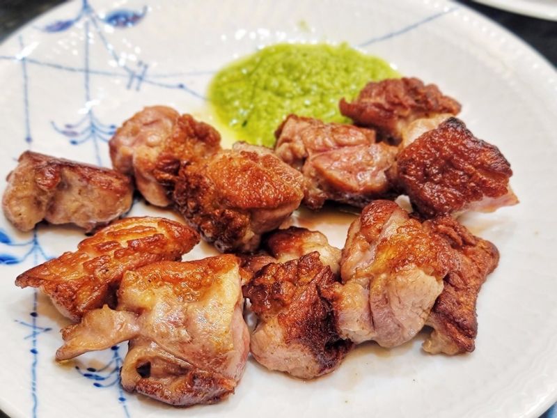 去骨櫻桃鴨腿1隻160元2隻300元（每隻約250公克） 