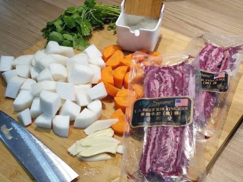 美國廠IBP牛肋條 每包700元外銷等級    規格(1000~1100g） 