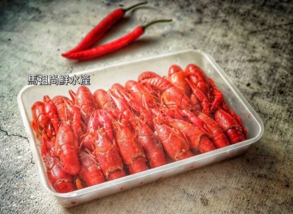 麻辣小龍蝦每盒約20-25隻重量：750g±10%(固形物500g±10%) 特價 280元 