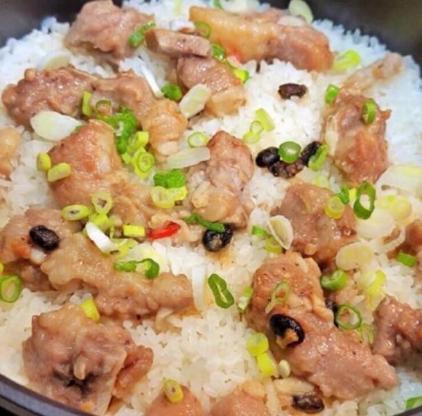 港式梅汁蒸排骨1包160元 2包300元（每包300g） 