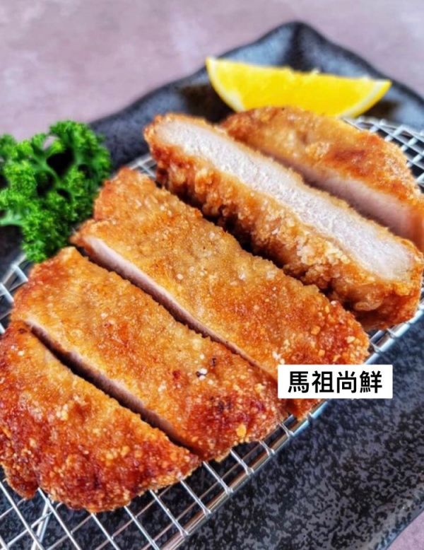 極厚日式氣炸豬排1片75元  5片以上每片70元  【包裝規格】: 160g/片  【產地】：台灣 