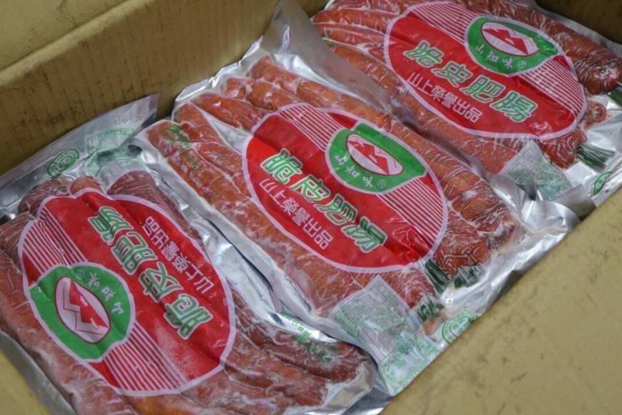 山上牌脆皮肥腸   每包420元    【包裝規格】: 每包5條入/600g±10% 