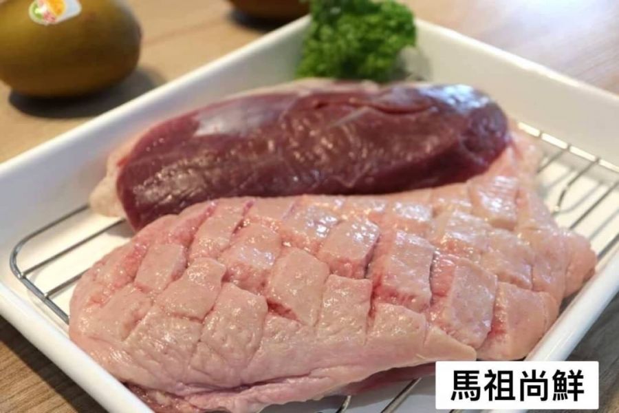 特大極品櫻桃鴨胸(嫩) 300g以上每包220元 