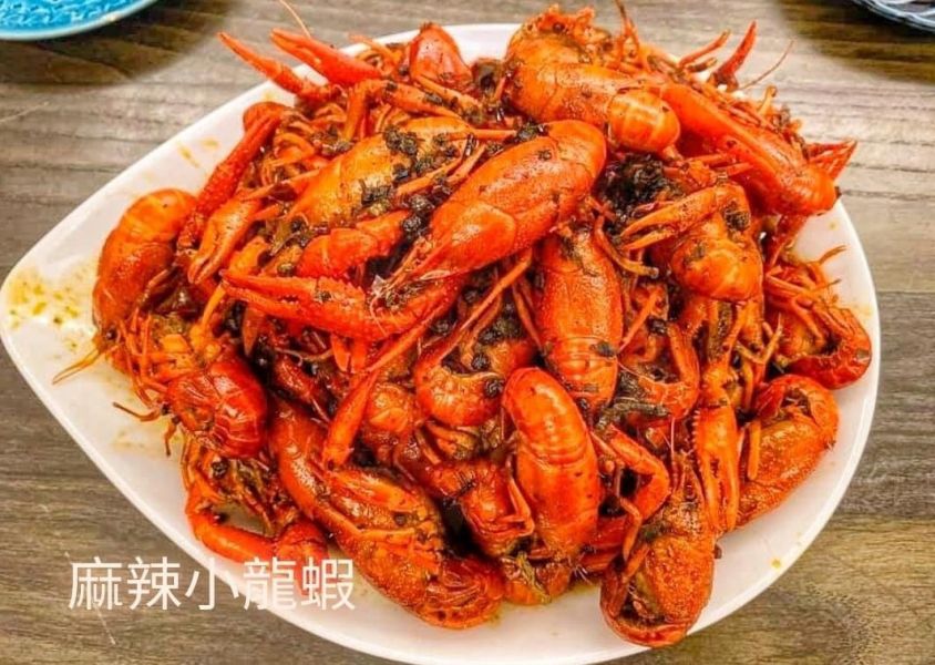 麻辣小龍蝦每盒約20-25隻重量：750g±10%(固形物500g±10%) 特價 280元 