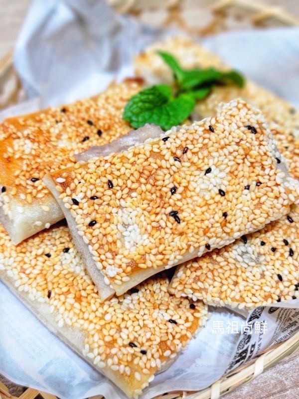 富美手工《芝麻芋泥餅 》  1盒130元  5盒以上每盒125元（240g/6條/盒） 