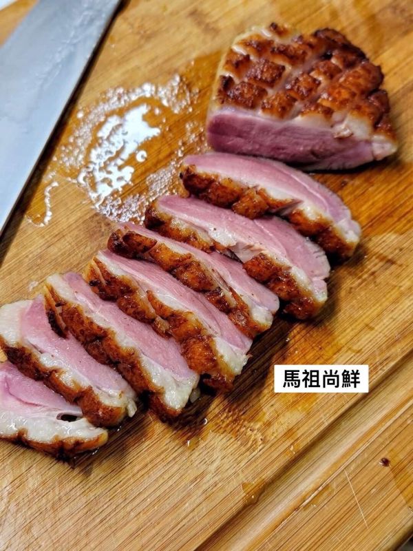 特大極品櫻桃鴨胸(嫩) 300g以上每包220元 