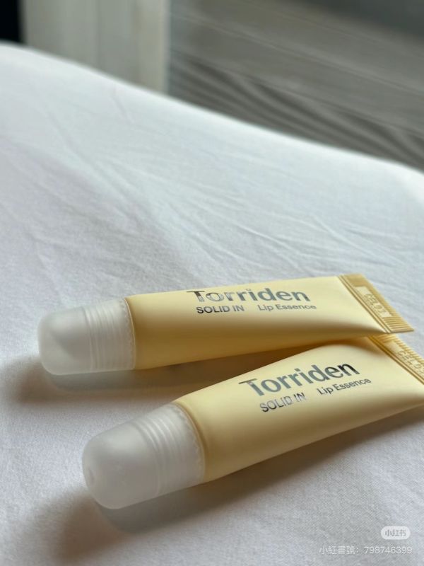 Torriden唇部精華 