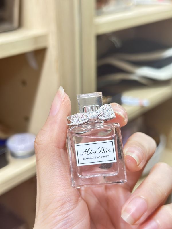 DIOR花漾香水5ml♡ 
