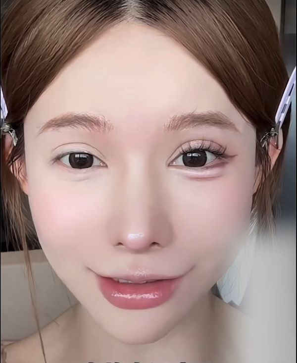 小奧汀臥蠶全妝盤 