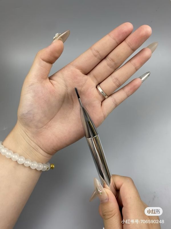 不吃粉一字粉底刷 