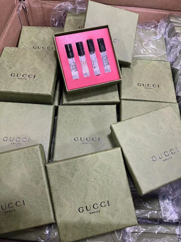 GUCCI香水禮盒 