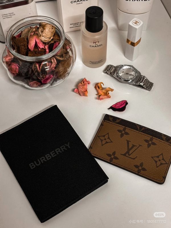 BURBERRY護照本 