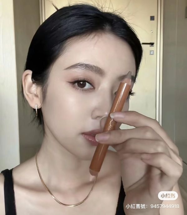 Out of office雙頭修容筆（送削筆器） 