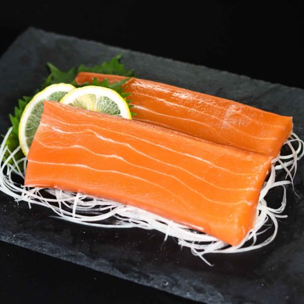 松珍 素鮭魚生魚片 (純素) 蔬食美味革新 高度還原生魚片口感及風味『冷凍配送』 松珍, 素鮭魚生魚片, 純素食品, 蔬食, 植物性食材, 低熱量, 生魚片口感, 創意料理, 餐點, 冷凍配送
