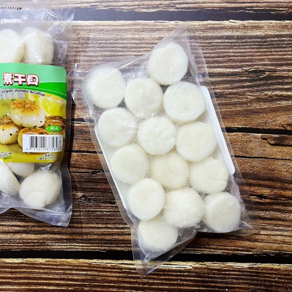 松珍 素干貝 (純素)以蒟蒻完美還原干貝般的Q彈鮮甜 中式熱炒、西式料理皆可隨心搭配『低溫配送』 松珍素干貝, 植物性食品, 健康飲食, 蒟蒻, 中式料理, 西式料理, 低卡食品, 純素海鮮, 蔬食者, Q彈鮮甜