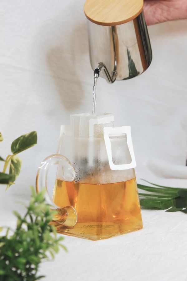 萃茶機專用茶葉原料 研磨 快萃茶 手沖茶 快速萃取 茶葉 複方花草茶 風味茶 客製訂做 萃茶機,快萃機,手沖式,濾掛耳掛式,研磨細切,粗切研磨茶,代工,客製,散裝茶葉,四角棉紙茶包,冷泡茶包,濾掛式茶包,包裝代工,茶禮盒,營業用,商用,茶葉,茶包,新鳳鳴,外銷,有機茶,零農殘,自然農法,出口,歐盟