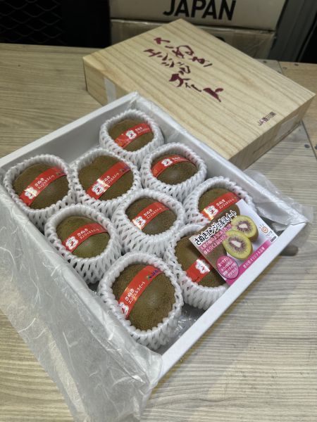 [質感厚實甘甜芳香]日本香川紅心奇異果 日本香川紅心奇異果