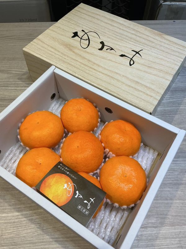 [甘甜香氣十足]日本香川明日見阿蘇蜜柑 日本香川明日見阿蘇蜜柑