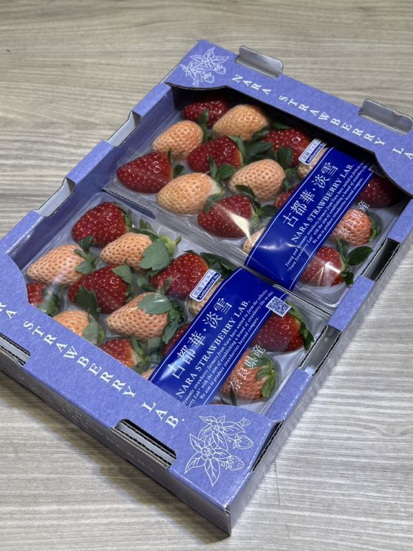 [隨機入數出貨]日本奈良草莓 奈良産いちご 古都華 淡雪 雙色 日本奈良草莓 奈良産いちご 古都華 淡雪 雙色