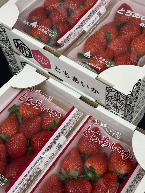 [甘甜香氣十足]日本櫪愛香草莓 日本櫪愛香草莓