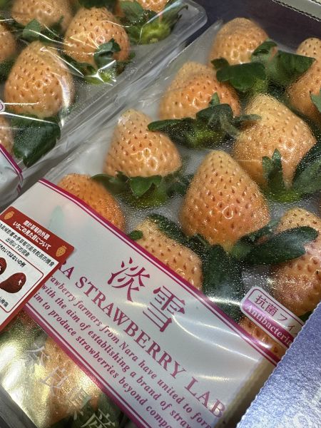 [甘甜香氣十足]日本奈良縣產淡雪草莓 日本奈良縣產淡雪草莓