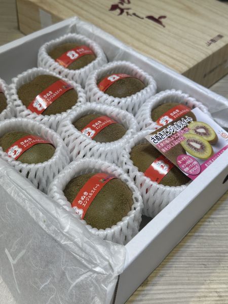 [質感厚實甘甜芳香]日本香川紅心奇異果 日本香川紅心奇異果