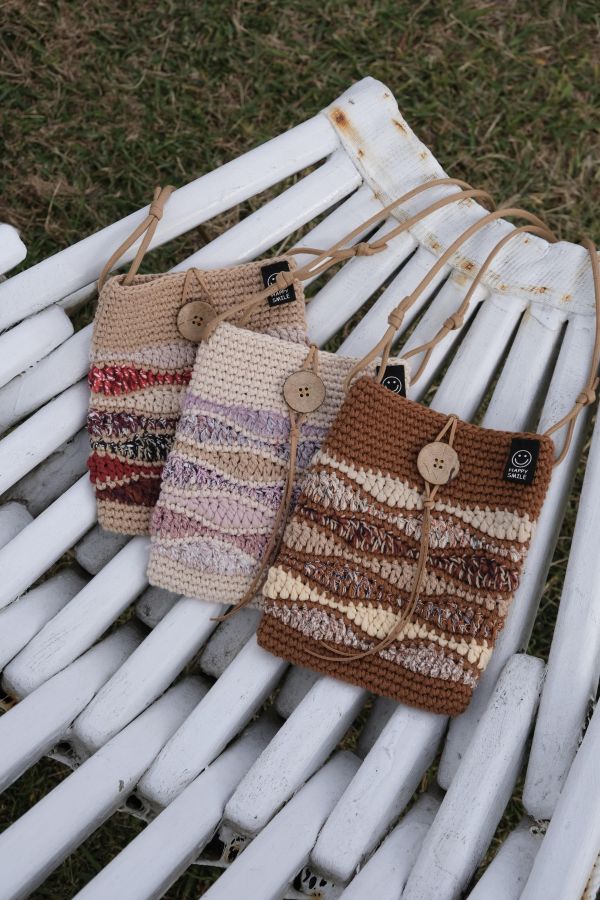 現貨  波浪手機包 三色 