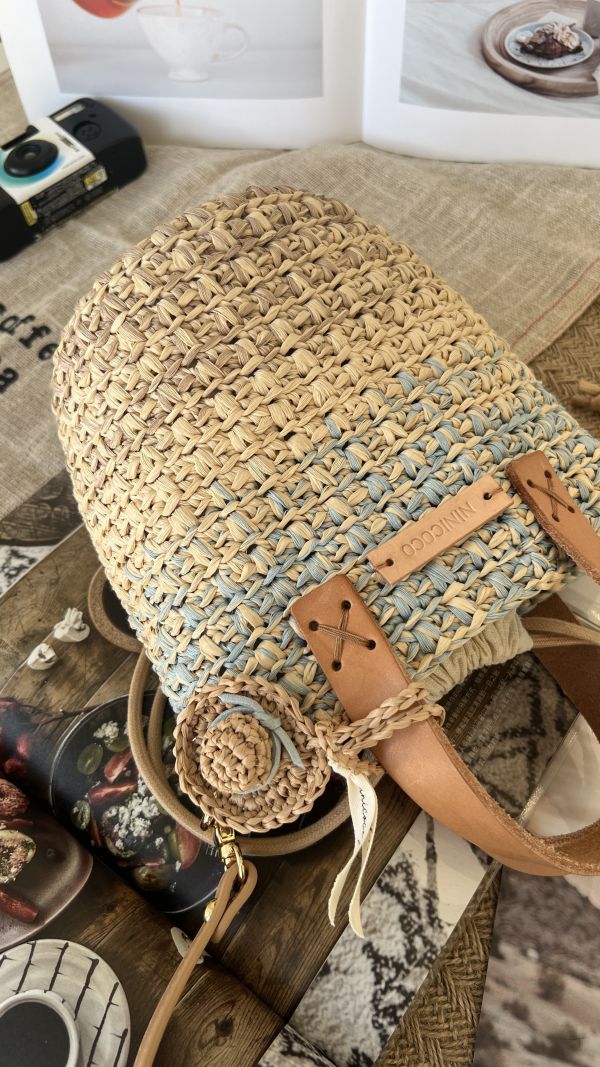 現貨 晴風輕旅 漸層紙線包 