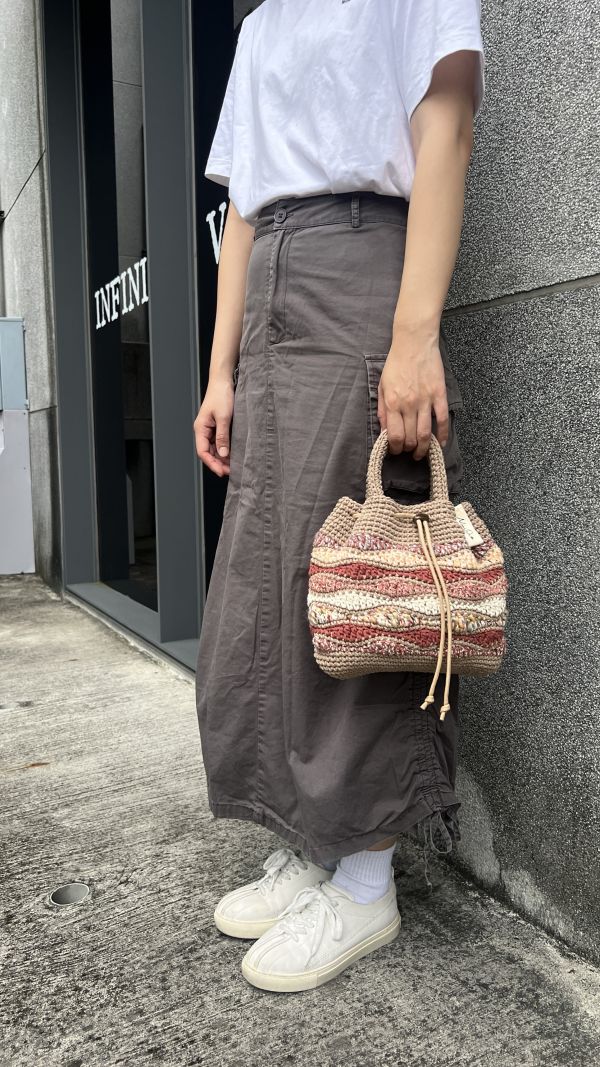 現貨 鉤織款流浪小手提 海浪紅 