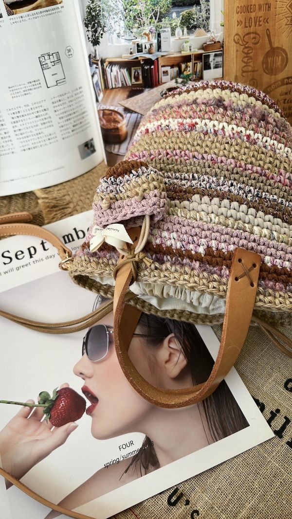 現貨 迷你流浪包加高款 草莓巧克力 