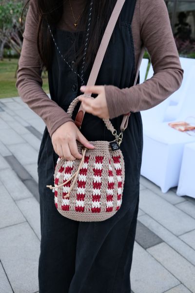 現貨 拐杖糖兩用束口包 紅白 