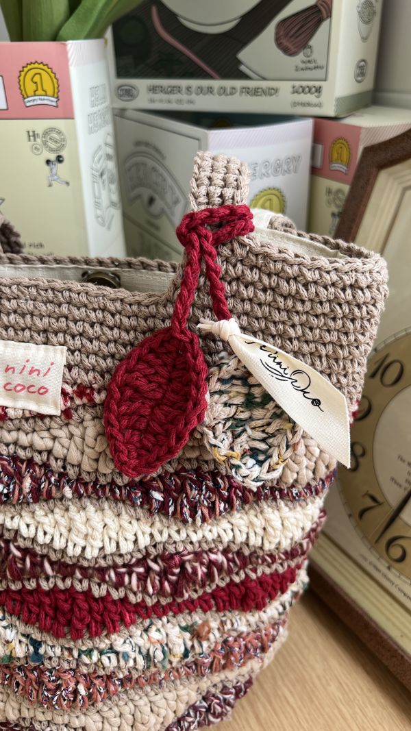 現貨 加大版秋浪包 歡樂紅 